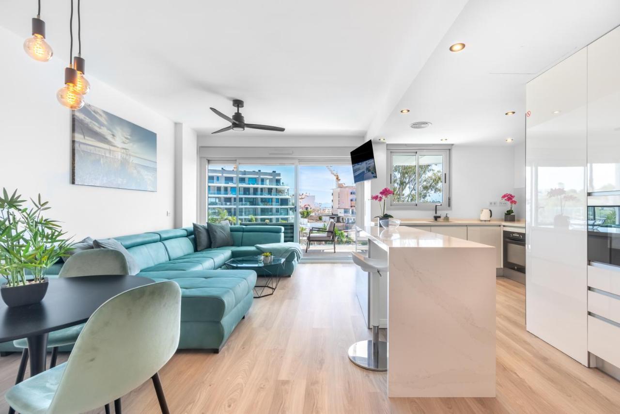 Wintowinrentals Whitestones Amazing Apartment ตอร์เรโมลิโนส ภายนอก รูปภาพ